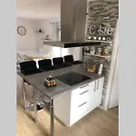 Agreable Maison Entre Bordeaux Et Le Bassin Avec Option Jacuzzi Holiday home