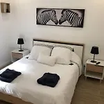 Holiday home Agreable Maison Entre Bordeaux Et Le Bassin Avec Option Jacuzzi Saint-Jean-d'Illac