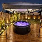Agreable Maison Entre Bordeaux Et Le Bassin Avec Option Jacuzzi Holiday home