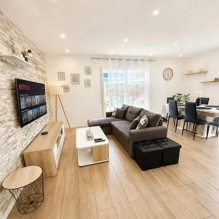 Agreable Maison Entre Bordeaux Et Le Bassin Avec Option Jacuzzi *